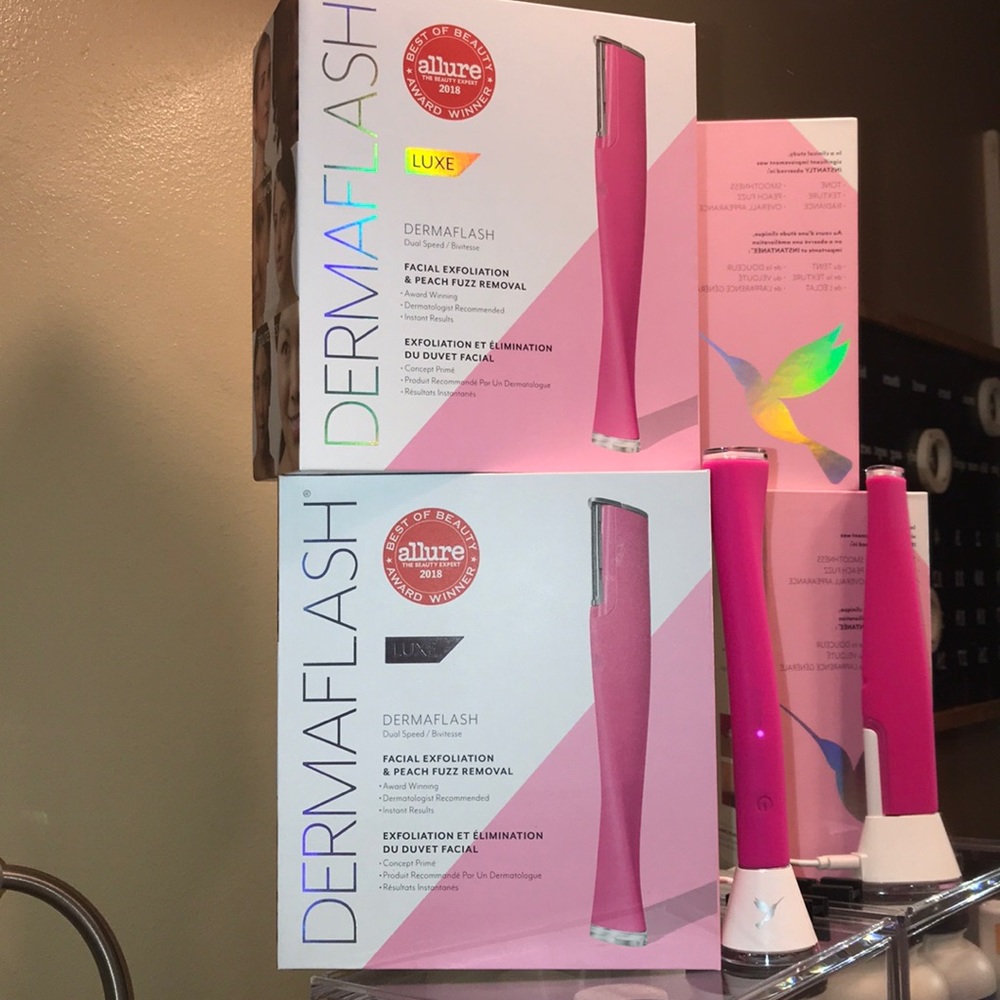 💚 $25 OFF DERMAFLASH LUXE DERMAPLANING TOOL